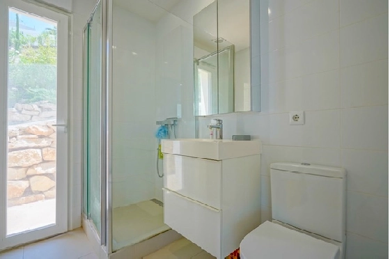 Villa in Benitachell(La Cumbre del Sol) zu verkaufen, Wohnfläche 140 m², Klimaanlage, Grundstück 1395 m², 2 Schlafzimmer, 2 Badezimmer, Pool, ref.: CA-H-1815-AMB-12
