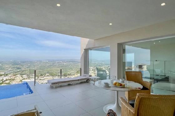 Villa in Benitachell(La Cumbre del Sol) zu verkaufen, Wohnfläche 140 m², Klimaanlage, Grundstück 1395 m², 2 Schlafzimmer, 2 Badezimmer, Pool, ref.: CA-H-1815-AMB-14