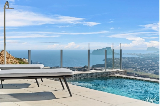 Villa in Benitachell(Cumbre del Sol) zu verkaufen, Wohnfläche 461 m², Klimaanlage, Grundstück 716 m², 3 Schlafzimmer, 2 Badezimmer, Pool, ref.: CA-H-1892-AMB-10
