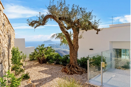 Villa in Benitachell(Cumbre del Sol) zu verkaufen, Wohnfläche 461 m², Klimaanlage, Grundstück 716 m², 3 Schlafzimmer, 2 Badezimmer, Pool, ref.: CA-H-1892-AMB-24