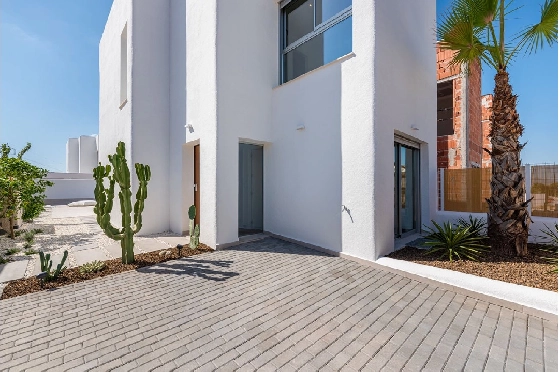 Villa in Los Alcazares zu verkaufen, Wohnfläche 130 m², Zustand Erstbezug, Grundstück 180 m², 3 Schlafzimmer, 2 Badezimmer, Pool, ref.: HA-LAN-434-E02-3