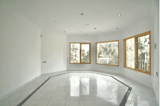 Villa in Benhavis(El Paraiso Alto) zu verkaufen, Wohnfläche 710 m², Klimaanlage, Grundstück 1700 m², 7 Schlafzimmer, 6 Badezimmer, Pool, ref.: CA-H-1914-AMBE-24