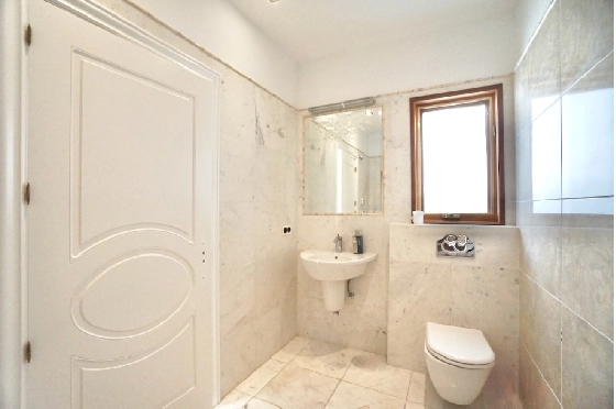 Villa in Benhavis(El Paraiso Alto) zu verkaufen, Wohnfläche 710 m², Klimaanlage, Grundstück 1700 m², 7 Schlafzimmer, 6 Badezimmer, Pool, ref.: CA-H-1914-AMBE-25