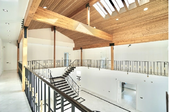 Villa in Benhavis(El Paraiso Alto) zu verkaufen, Wohnfläche 710 m², Klimaanlage, Grundstück 1700 m², 7 Schlafzimmer, 6 Badezimmer, Pool, ref.: CA-H-1914-AMBE-31