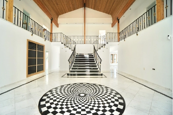 Villa in Benhavis(El Paraiso Alto) zu verkaufen, Wohnfläche 710 m², Klimaanlage, Grundstück 1700 m², 7 Schlafzimmer, 6 Badezimmer, Pool, ref.: CA-H-1914-AMBE-9