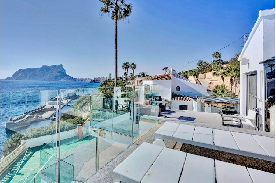 Villa in Benissa(Les Bassetes) zu verkaufen, Wohnfläche 290 m², Klimaanlage, Grundstück 600 m², 3 Schlafzimmer, 3 Badezimmer, ref.: CA-H-1863-AMB-21