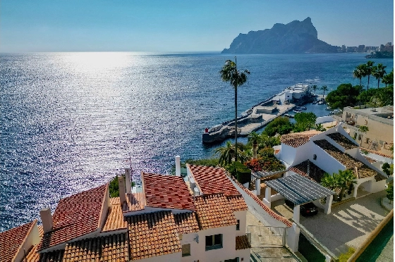 Villa in Benissa(Les Bassetes) zu verkaufen, Wohnfläche 290 m², Klimaanlage, Grundstück 600 m², 3 Schlafzimmer, 3 Badezimmer, ref.: CA-H-1863-AMB-29