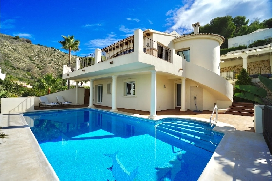 Villa in Moraira(El Portet) zu verkaufen, Wohnfläche 265 m², Klimaanlage, Grundstück 800 m², 4 Schlafzimmer, 4 Badezimmer, Pool, ref.: CA-H-1936-AMBE-1