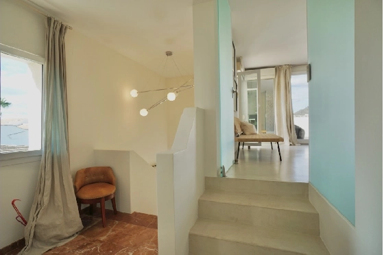 Villa in Moraira(El Portet) zu verkaufen, Wohnfläche 265 m², Klimaanlage, Grundstück 800 m², 4 Schlafzimmer, 4 Badezimmer, Pool, ref.: CA-H-1936-AMBE-31