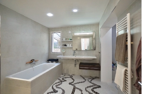 Villa in Moraira(El Portet) zu verkaufen, Wohnfläche 265 m², Klimaanlage, Grundstück 800 m², 4 Schlafzimmer, 4 Badezimmer, Pool, ref.: CA-H-1936-AMBE-36