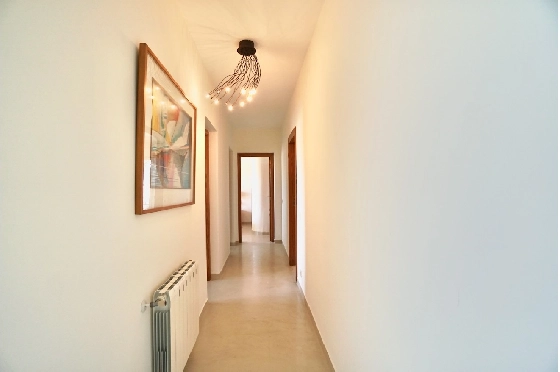Villa in Moraira(El Portet) zu verkaufen, Wohnfläche 265 m², Klimaanlage, Grundstück 800 m², 4 Schlafzimmer, 4 Badezimmer, Pool, ref.: CA-H-1936-AMBE-40