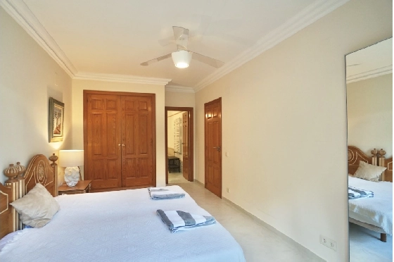 Villa in Moraira(El Portet) zu verkaufen, Wohnfläche 265 m², Klimaanlage, Grundstück 800 m², 4 Schlafzimmer, 4 Badezimmer, Pool, ref.: CA-H-1936-AMBE-42