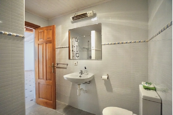 Villa in Benissa(La Fustera) zu verkaufen, Wohnfläche 110 m², Grundstück 822 m², 3 Schlafzimmer, 2 Badezimmer, Pool, ref.: CA-H-1941-AMBE-19