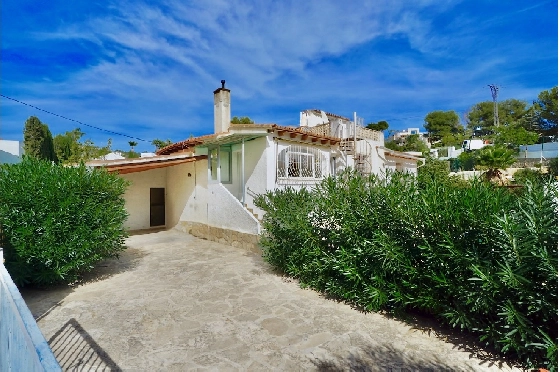 Villa in Benissa(La Fustera) zu verkaufen, Wohnfläche 110 m², Grundstück 822 m², 3 Schlafzimmer, 2 Badezimmer, Pool, ref.: CA-H-1941-AMBE-3