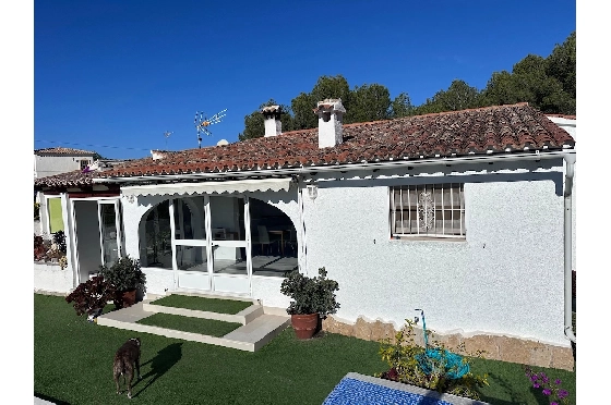 Villa in Moraira(La Sabatera) zu verkaufen, Wohnfläche 180 m², Klimaanlage, Grundstück 800 m², 3 Schlafzimmer, 1 Badezimmer, Pool, ref.: CA-H-1952-AMB-12