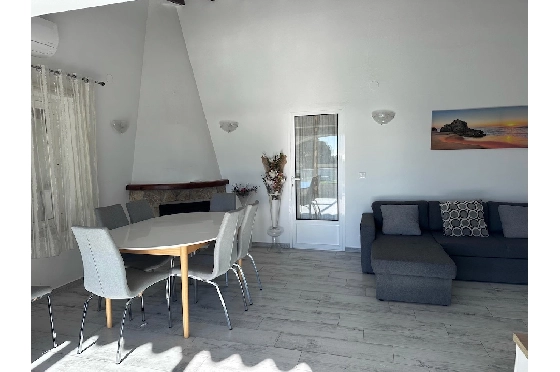 Villa in Moraira(La Sabatera) zu verkaufen, Wohnfläche 180 m², Klimaanlage, Grundstück 800 m², 3 Schlafzimmer, 1 Badezimmer, Pool, ref.: CA-H-1952-AMB-16