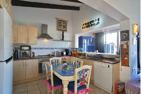 Stadthaus in Moraira(Tabaira) zu verkaufen, Wohnfläche 103 m², Grundstück 290 m², 2 Schlafzimmer, 2 Badezimmer, Pool, ref.: CA-B-1953-AMB-16