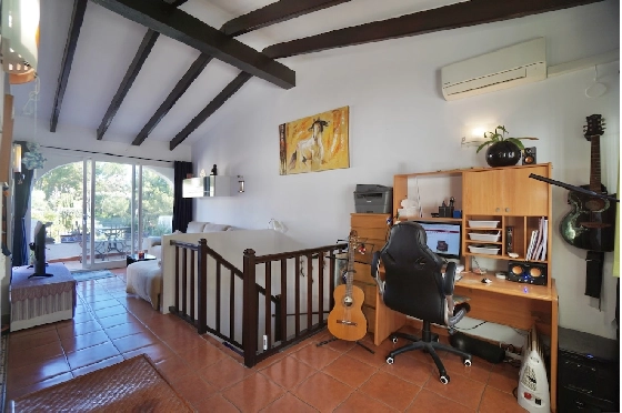 Stadthaus in Moraira(Tabaira) zu verkaufen, Wohnfläche 103 m², Grundstück 290 m², 2 Schlafzimmer, 2 Badezimmer, Pool, ref.: CA-B-1953-AMB-20