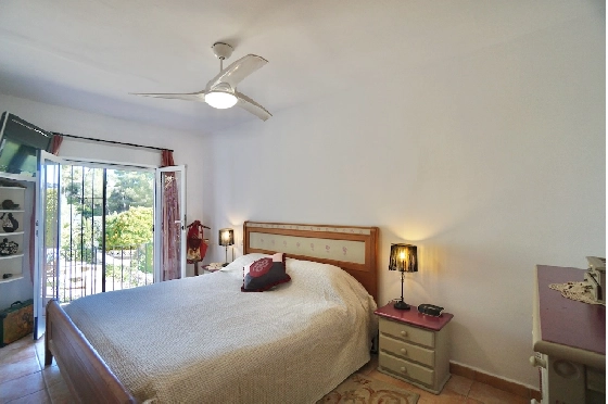Stadthaus in Moraira(Tabaira) zu verkaufen, Wohnfläche 103 m², Grundstück 290 m², 2 Schlafzimmer, 2 Badezimmer, Pool, ref.: CA-B-1953-AMB-22