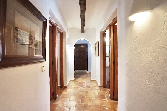 Villa in Moraira(El Andrago) zu verkaufen, Wohnfläche 307 m², Klimaanlage, Grundstück 804 m², 4 Schlafzimmer, 3 Badezimmer, Pool, ref.: CA-H-1963-AMBE-12