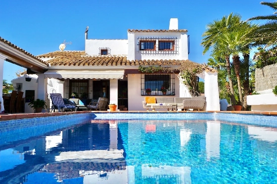 Villa in Moraira(El Andrago) zu verkaufen, Wohnfläche 307 m², Klimaanlage, Grundstück 804 m², 4 Schlafzimmer, 3 Badezimmer, Pool, ref.: CA-H-1963-AMBE-20