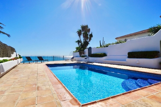 Villa in Moraira(El Andrago) zu verkaufen, Wohnfläche 307 m², Klimaanlage, Grundstück 804 m², 4 Schlafzimmer, 3 Badezimmer, Pool, ref.: CA-H-1963-AMBE-25