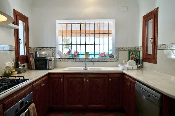 Villa in Moraira(El Andrago) zu verkaufen, Wohnfläche 307 m², Klimaanlage, Grundstück 804 m², 4 Schlafzimmer, 3 Badezimmer, Pool, ref.: CA-H-1963-AMBE-37