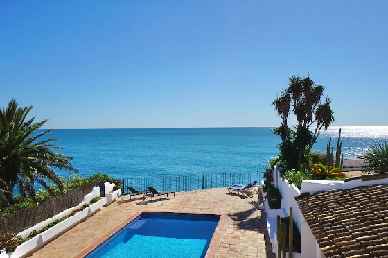 Villa in Moraira(El Andrago) zu verkaufen, Wohnfläche 307 m², Klimaanlage, Grundstück 804 m², 4 Schlafzimmer, 3 Badezimmer, Pool, ref.: CA-H-1963-AMBE-4