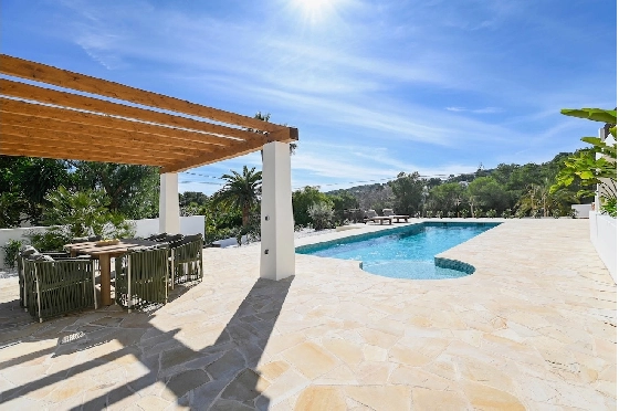 Villa in Moraira(Pinar del Advocat) zu verkaufen, Wohnfläche 339 m², Klimaanlage, Grundstück 1100 m², 4 Schlafzimmer, 4 Badezimmer, Pool, ref.: CA-H-1973-AMBI-14