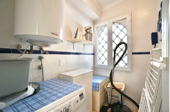 Apartment in Moraira(Moraira Centre) zu verkaufen, Wohnfläche 120 m², Klimaanlage, 2 Schlafzimmer, 1 Badezimmer, Pool, ref.: CA-A-1824-AMBI-17