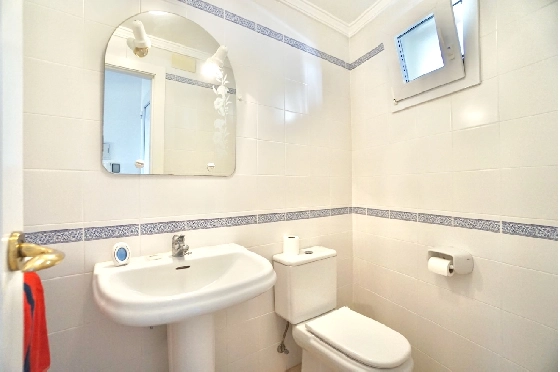Apartment in Moraira(Moraira Centre) zu verkaufen, Wohnfläche 120 m², Klimaanlage, 2 Schlafzimmer, 1 Badezimmer, Pool, ref.: CA-A-1824-AMBI-18
