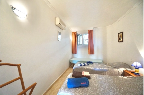 Apartment in Moraira(Moraira Centre) zu verkaufen, Wohnfläche 120 m², Klimaanlage, 2 Schlafzimmer, 1 Badezimmer, Pool, ref.: CA-A-1824-AMBI-24