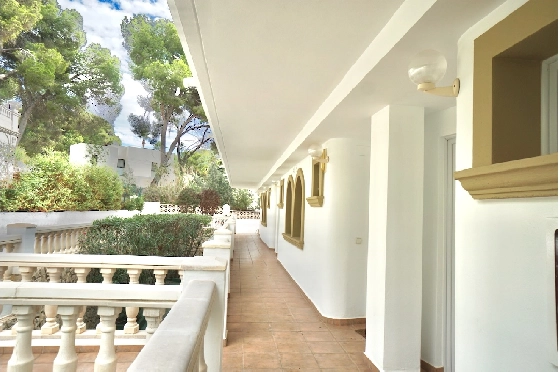 Apartment in Moraira(Moraira Centre) zu verkaufen, Wohnfläche 120 m², Klimaanlage, 2 Schlafzimmer, 1 Badezimmer, Pool, ref.: CA-A-1824-AMBI-28