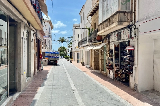 Investition in Moraira(Moraira Centre) zu verkaufen, Wohnfläche 82 m², ref.: CA-C-1975-AMBE-19