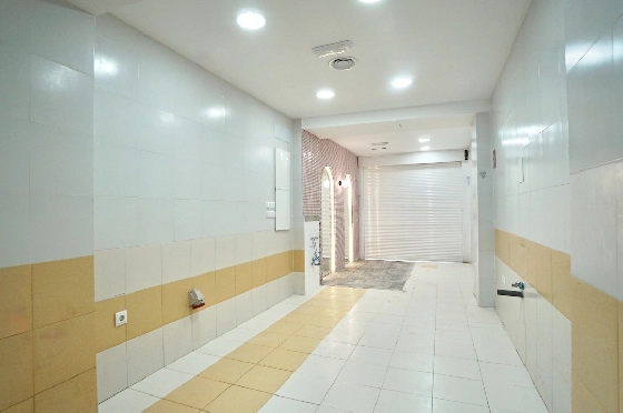 Investition in Moraira(Moraira Centre) zu verkaufen, Wohnfläche 82 m², ref.: CA-C-1975-AMBE-8