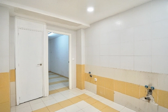 Investition in Moraira(Moraira Centre) zu verkaufen, Wohnfläche 82 m², ref.: CA-C-1975-AMBE-9
