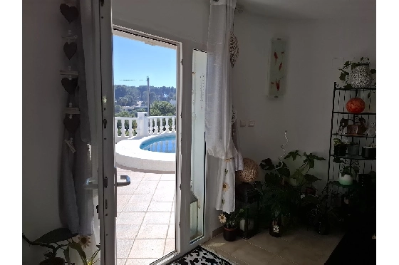 Villa in Benissa(Benissa Costa) zu verkaufen, Wohnfläche 161 m², Grundstück 829 m², 5 Schlafzimmer, 4 Badezimmer, Pool, ref.: CA-V-14169-13