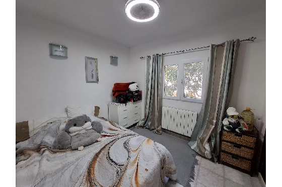 Villa in Benissa(Benissa Costa) zu verkaufen, Wohnfläche 161 m², Grundstück 829 m², 5 Schlafzimmer, 4 Badezimmer, Pool, ref.: CA-V-14169-20