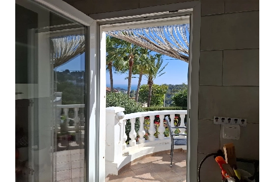 Villa in Benissa(Benissa Costa) zu verkaufen, Wohnfläche 161 m², Grundstück 829 m², 5 Schlafzimmer, 4 Badezimmer, Pool, ref.: CA-V-14169-3