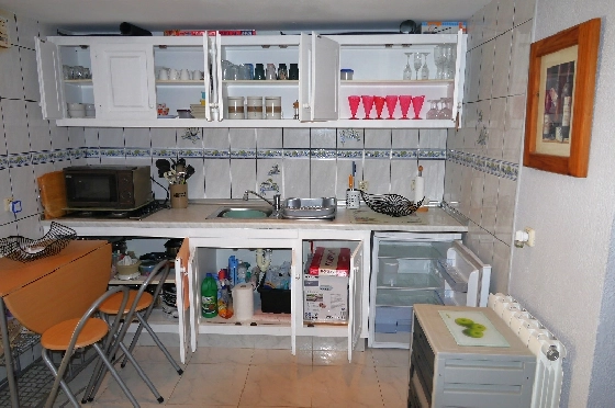 Villa in Benissa(Benissa Costa) zu verkaufen, Wohnfläche 161 m², Grundstück 829 m², 5 Schlafzimmer, 4 Badezimmer, Pool, ref.: CA-V-14169-33