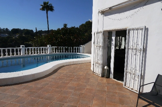 Villa in Benissa(Benissa Costa) zu verkaufen, Wohnfläche 161 m², Grundstück 829 m², 5 Schlafzimmer, 4 Badezimmer, Pool, ref.: CA-V-14169-35