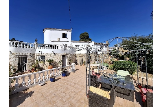 Villa in Benissa(Benissa Costa) zu verkaufen, Wohnfläche 161 m², Grundstück 829 m², 5 Schlafzimmer, 4 Badezimmer, Pool, ref.: CA-V-14169-36