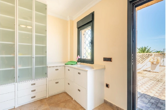 Finca in Benissa(Benimarco) zu verkaufen, Wohnfläche 608 m², Grundstück 3959 m², 5 Schlafzimmer, 5 Badezimmer, Pool, ref.: CA-F-96207-38