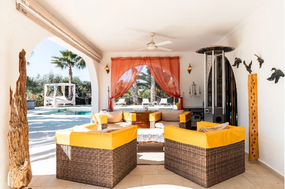 Finca in Teulada(Partida Canor) zu verkaufen, Wohnfläche 460 m², Grundstück 5100 m², 3 Schlafzimmer, 3 Badezimmer, Pool, ref.: CA-F-85622-35