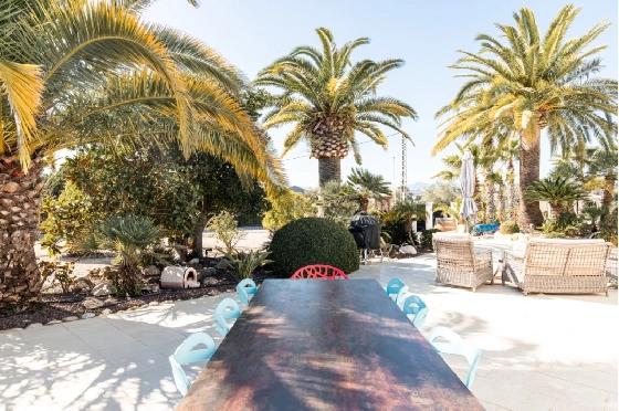 Finca in Teulada(Partida Canor) zu verkaufen, Wohnfläche 460 m², Grundstück 5100 m², 3 Schlafzimmer, 3 Badezimmer, Pool, ref.: CA-F-85622-37