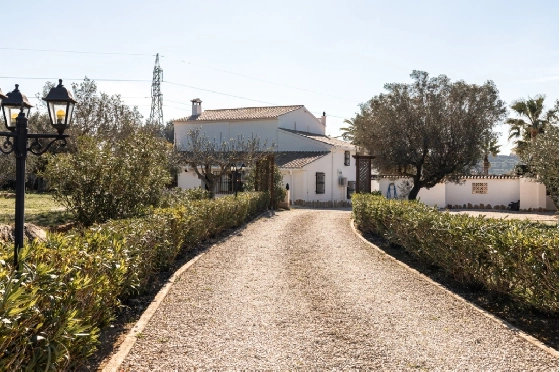 Finca in Teulada(Partida Canor) zu verkaufen, Wohnfläche 460 m², Grundstück 5100 m², 3 Schlafzimmer, 3 Badezimmer, Pool, ref.: CA-F-85622-7