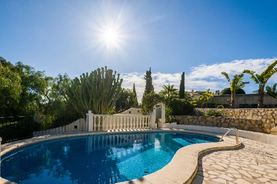 Villa in Moraira(Moraira) zu verkaufen, Wohnfläche 285 m², Grundstück 960 m², 4 Schlafzimmer, 3 Badezimmer, Pool, ref.: CA-V-59316-18