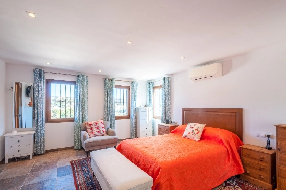 Villa in Moraira(Moraira) zu verkaufen, Wohnfläche 285 m², Grundstück 960 m², 4 Schlafzimmer, 3 Badezimmer, Pool, ref.: CA-V-59316-8