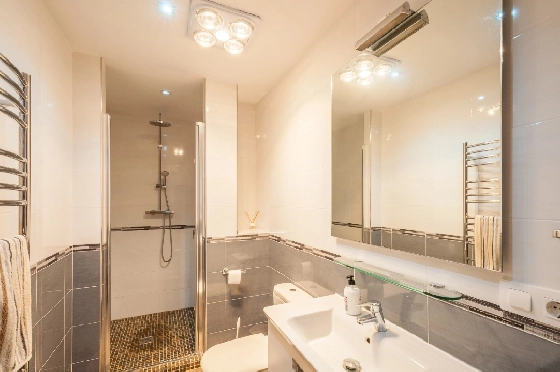 Villa in Moraira(Moraira) zu verkaufen, Wohnfläche 285 m², Grundstück 960 m², 4 Schlafzimmer, 3 Badezimmer, Pool, ref.: CA-V-59316-9